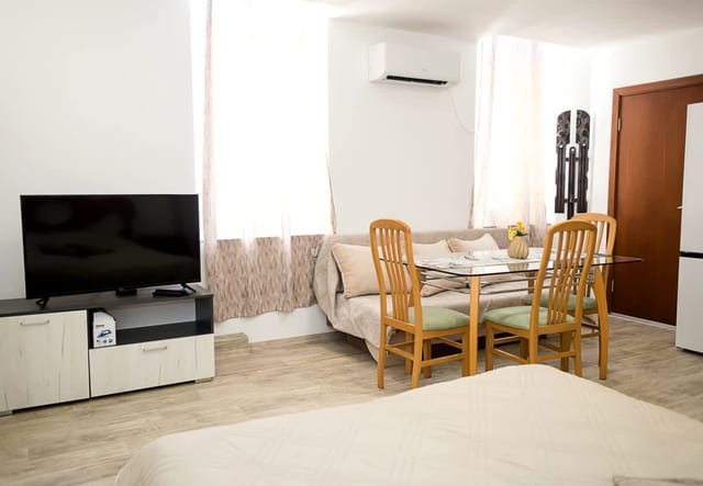 Maria Luiza Studio I | Cozy Open Layout