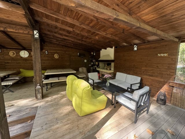 Zornitza Family Estate - Baraka