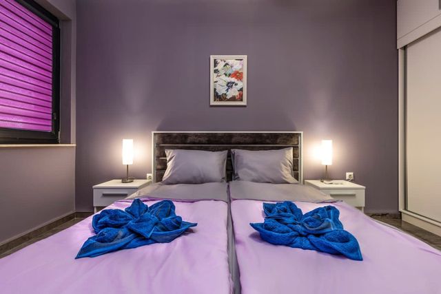 Stylish 1BD flat with a Parking Spot