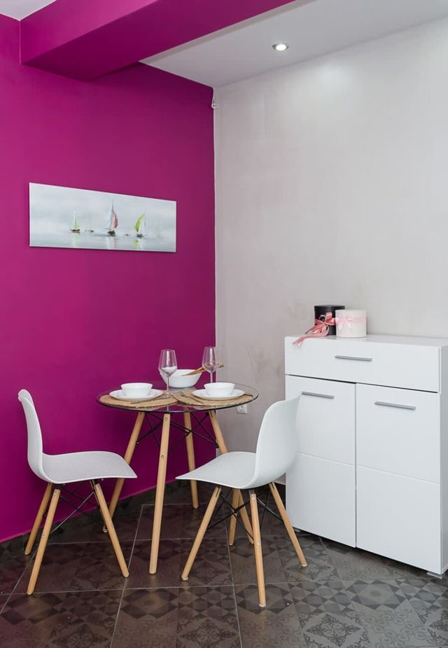 The Purplish Apartment Varna Center