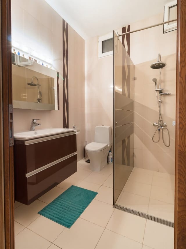 The Rocky House - Central & Private 2BDR