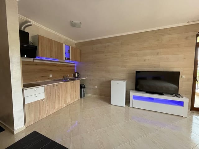 Sveti Vlas  Modern Studio with Pool & Balcony