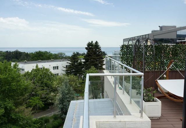 Under the Stars - Lux. Penthouse w/ POOL + Terrace