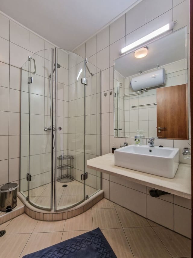 Cedar Lodge 2 Bedroom Apartment