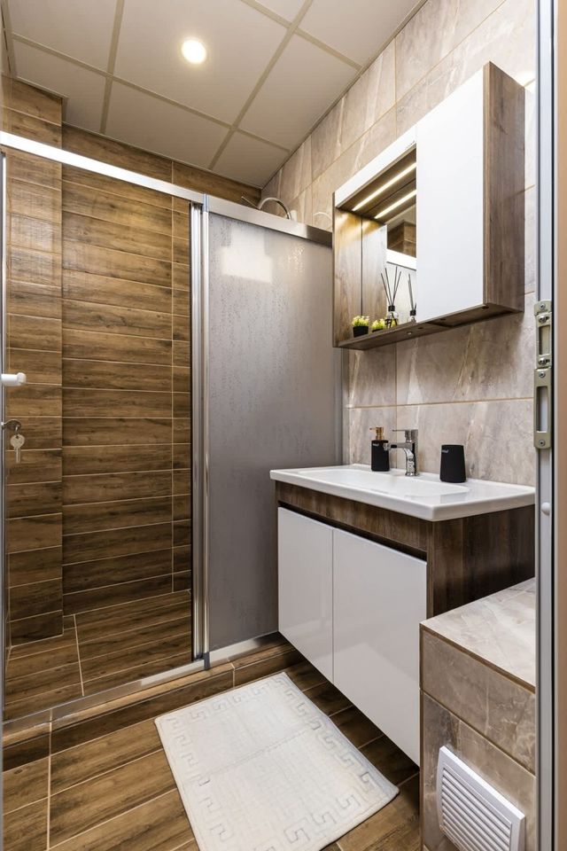 Bright Modern 2BD Apartment with Panoramic View