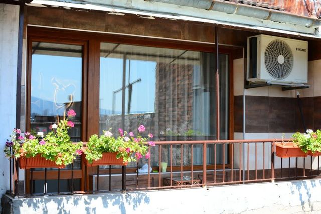 JAZZY off Vitosha Blvd: Feel the Rhythm of Sofia