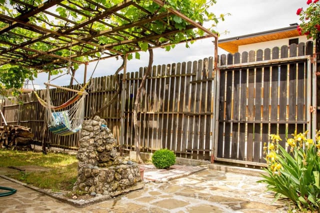 Villa Beni  4-Bedroom Private House