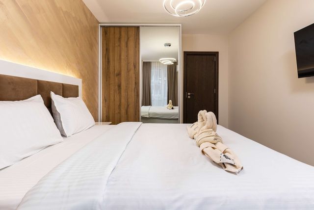 The Cozy Nest - Modern 1BR with Balcony