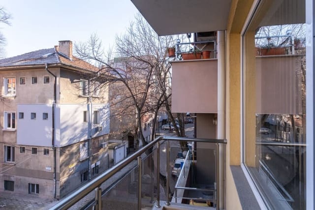 Comfortable 2BR Urban Getaway in City Center