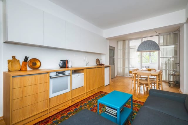 Cozy 2BD Flat in The Vintage Spot