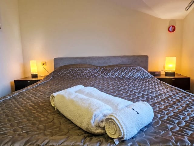 Glazne River View - 2BDR | 2BTHR Flat with a View