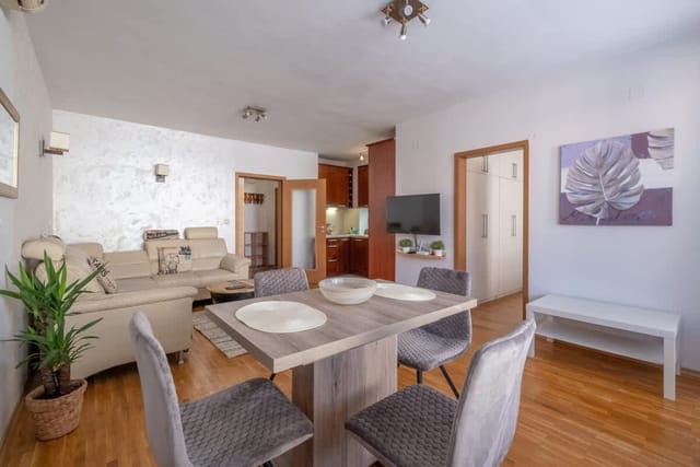 Spacious 1 bedroom apartment in a lively center