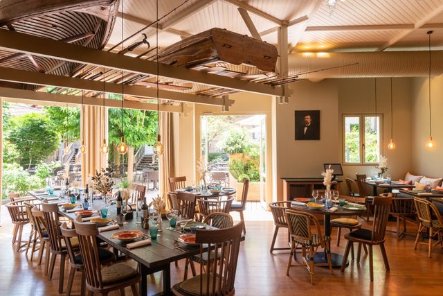 Le Café des Artistes - A bistronomic restaurant offering a nice and comfortable atmosphere