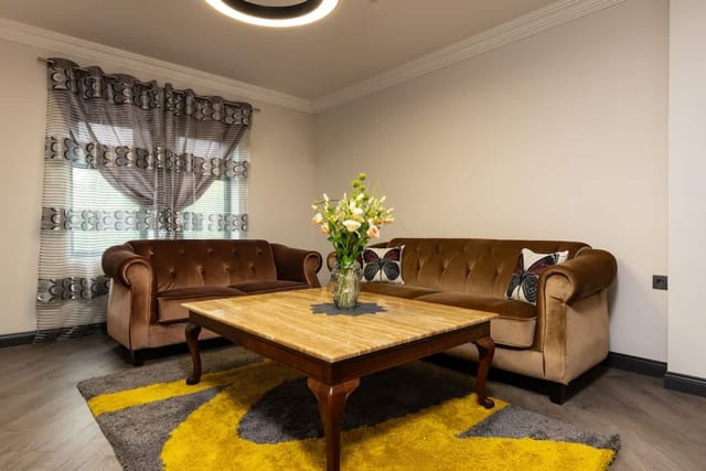 Central Apartments with Garden view - Apt No. 6