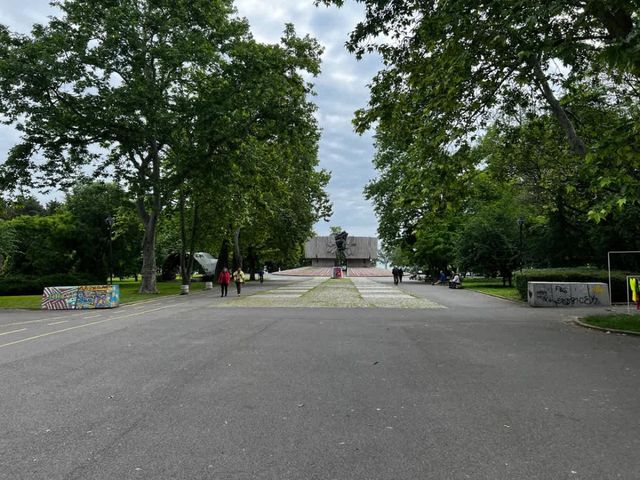 Lovely 1BD Flat near the Sea Garden