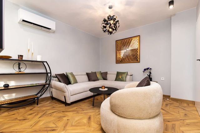 Happy People 2BD, Central Plovdiv - Photo 2