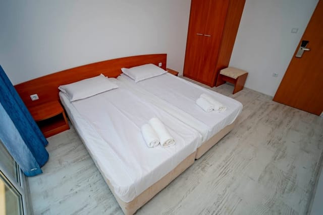 Next to Harmani 1BD Flat + Parking By Flat Manager