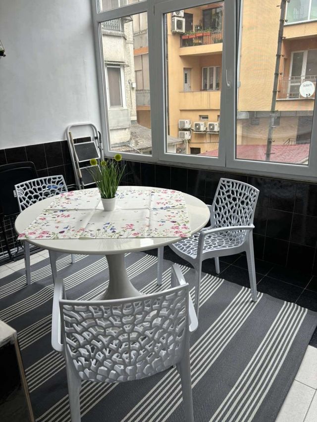 Black Sea 2bdrm Central Apartment