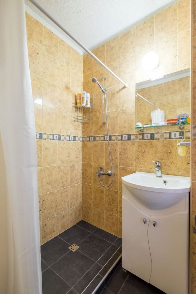 Cozy 1BD Flat in Central Sofia - Walk to Monuments