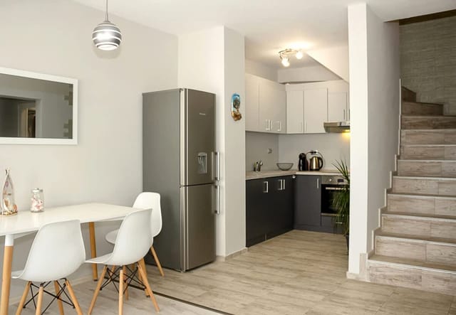 The Blue  1BD Flat near Asparuhovo Sea Garden - Photo 2