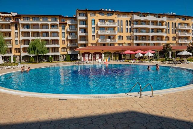 Cozy 1 bedroom apartment in Royal Sun