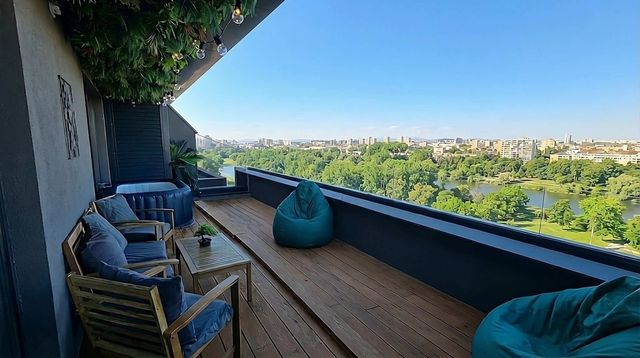 Luxury Apartment with Jacuzzi, River view & Underground Parking