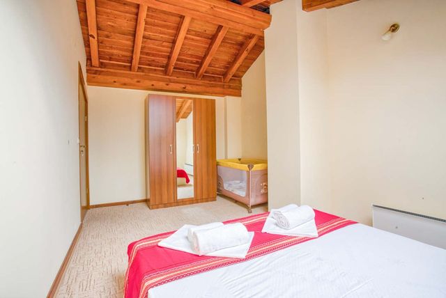 Stylish Two-Level Apartment in Bansko