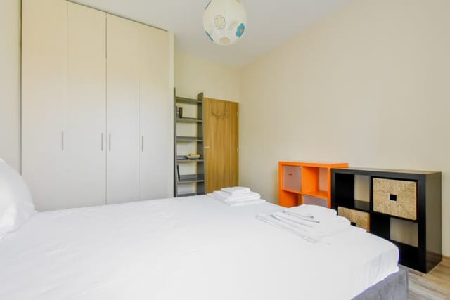 Modern 2BD Flat in Central Sofia + Workspace