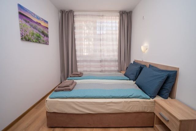 Spacious 2BD Apart. Walk to City Centre - Photo 3