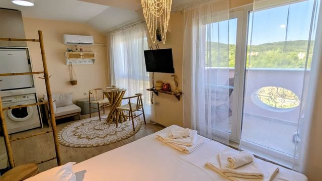 Stylish Studio 100m from Smokinya/Kavatsi Beach