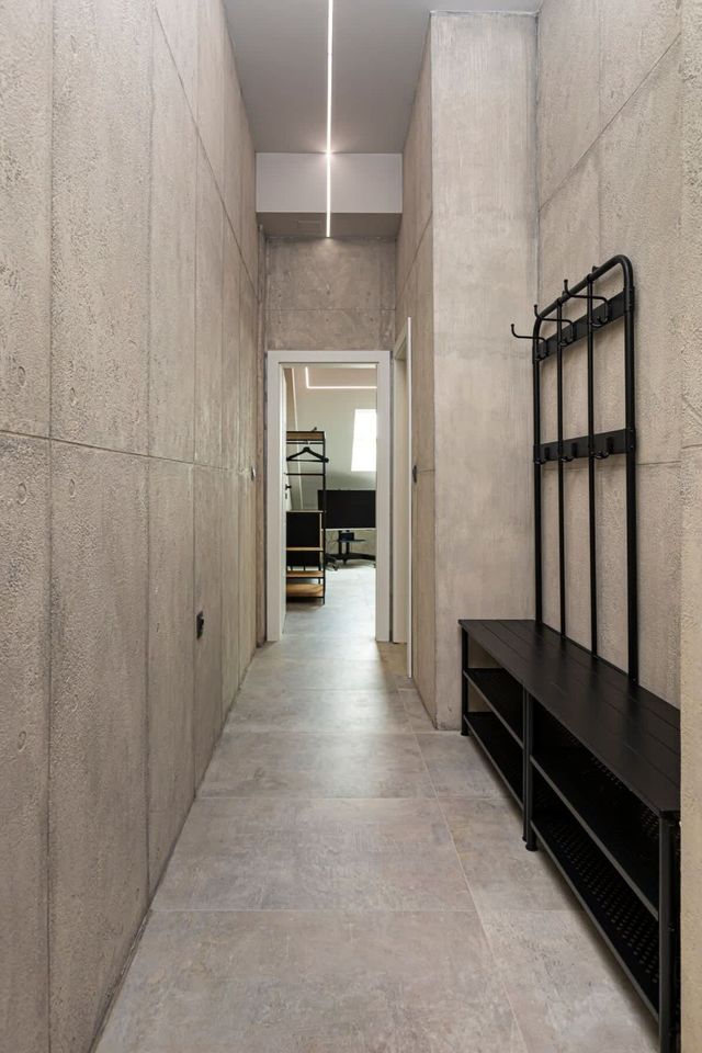 Industrial-style 2BD Loft with Parking Spot