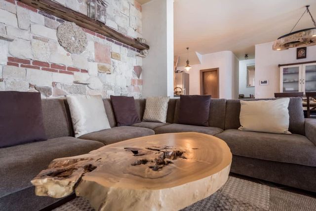 Hacienda Del Sol | Heated Pool