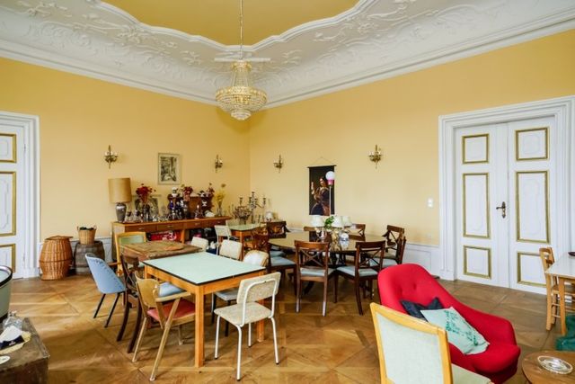 Castle of Burgscheidungen is a combination of baroque and renaissance styles