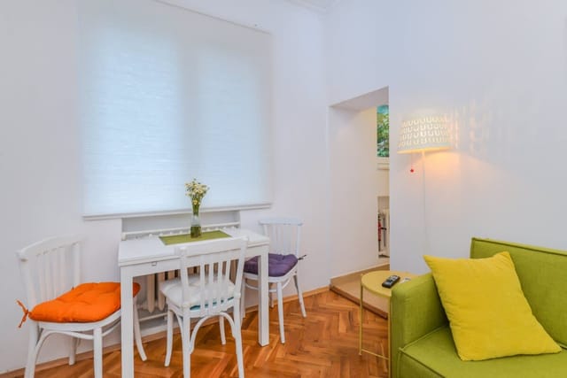 The Charming Home | 1-Bedroom TOP Central Flat
