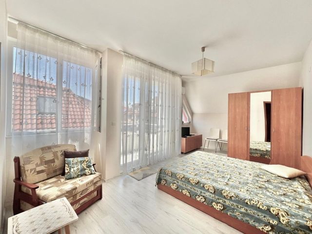 Sunny and Spacious Apartment - Quiet Area in Nesebar