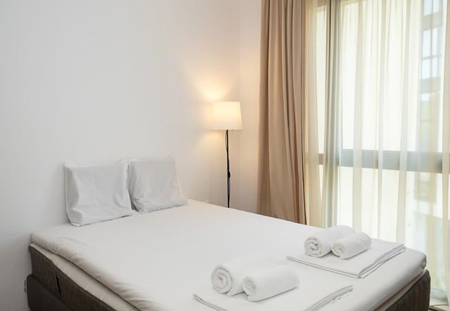 Modern 2-Bedroom Flat with Balcony in Azur Premium - Photo 3