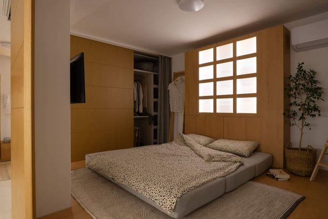 Smartly Designed Flat with Balcony & Parking