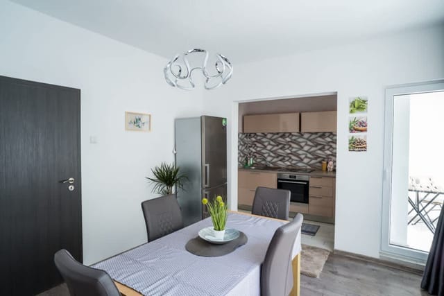 Black Sea 2bdrm Central Apartment