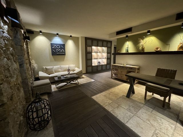 Zornitza Family Estate - Hotel