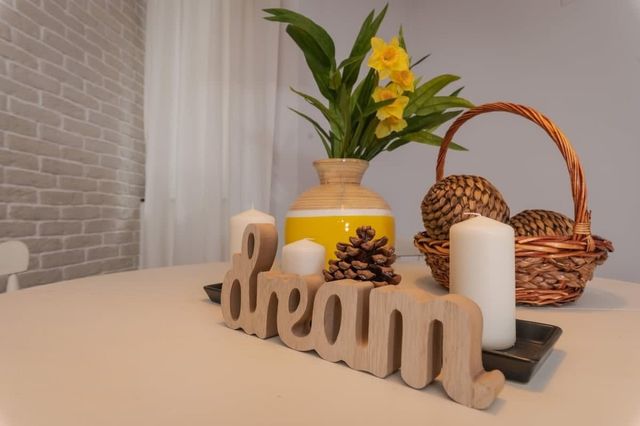 Flamingo Flat /Two-bedroom with Balcony\