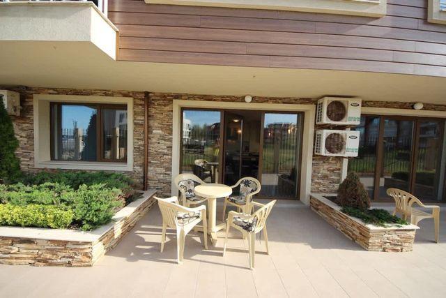 Family Apartment with terrace in Horyzont