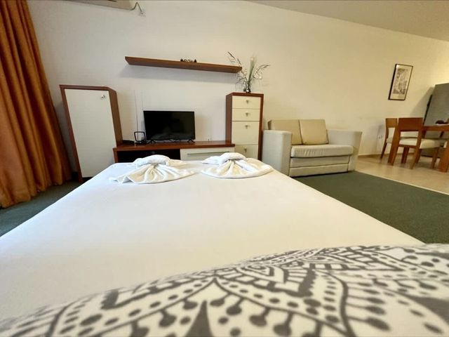 Warm and welcoming apartment in Marina Cape