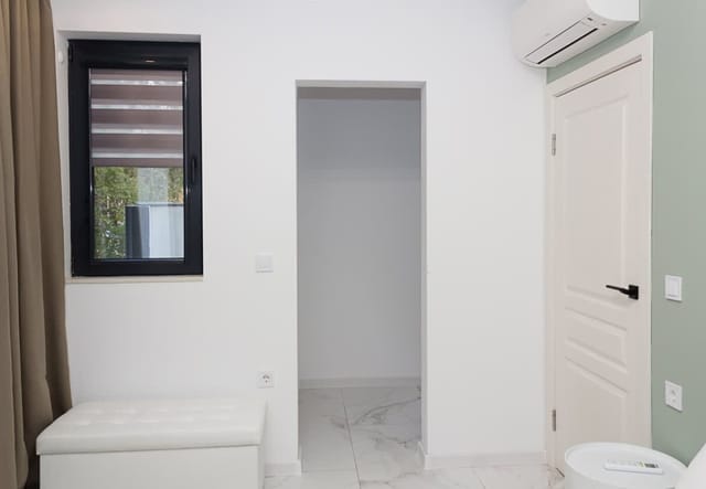 1BD Home near Varna's Sea Garden