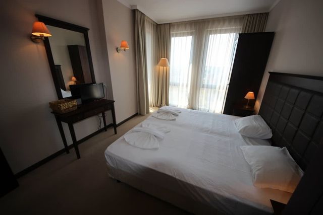 Luxury apartment in Royal Beach