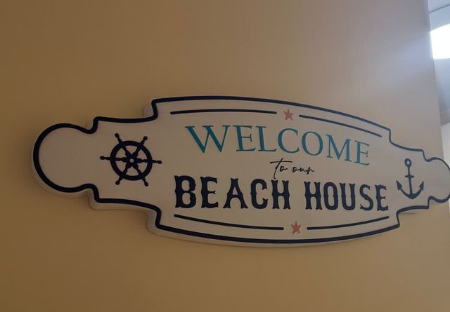 Beachfront Elegant Studio – 100 m from Smokinya Beach