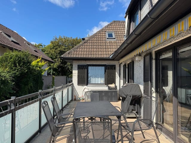 Location 496 - Photo 2