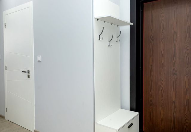 Stylish 2BR Apartment - Underground Parking, Varna