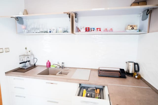 Black Sea Luxury 2bdrm Apartment