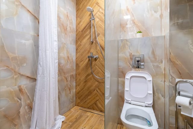 City Center Perfect: 1BR Apartment