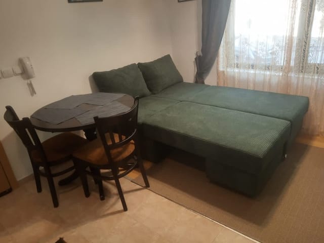 Cozy One-Bedroom apartment with Nature View